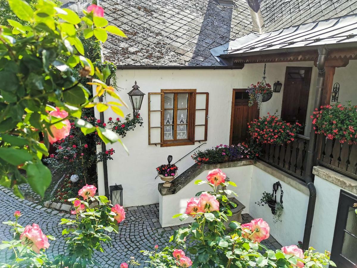 Hotel Schrannenhof Klosterneuburg Buitenkant foto